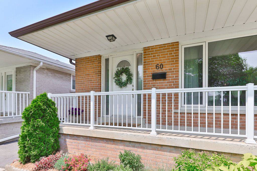 Toronto W08, ON M9C 3X6,60 Faversham CRES