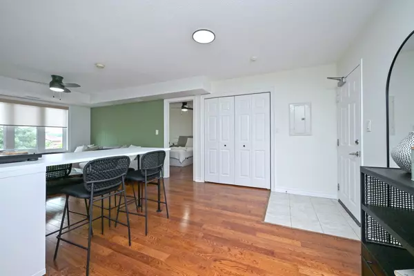 Barrie, ON L4N 6C3,500 Mapleview DR #308