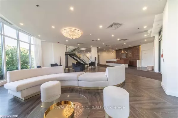 Niagara Falls, ON L2H 1R1,7711 GREEN VISTA Gate #302