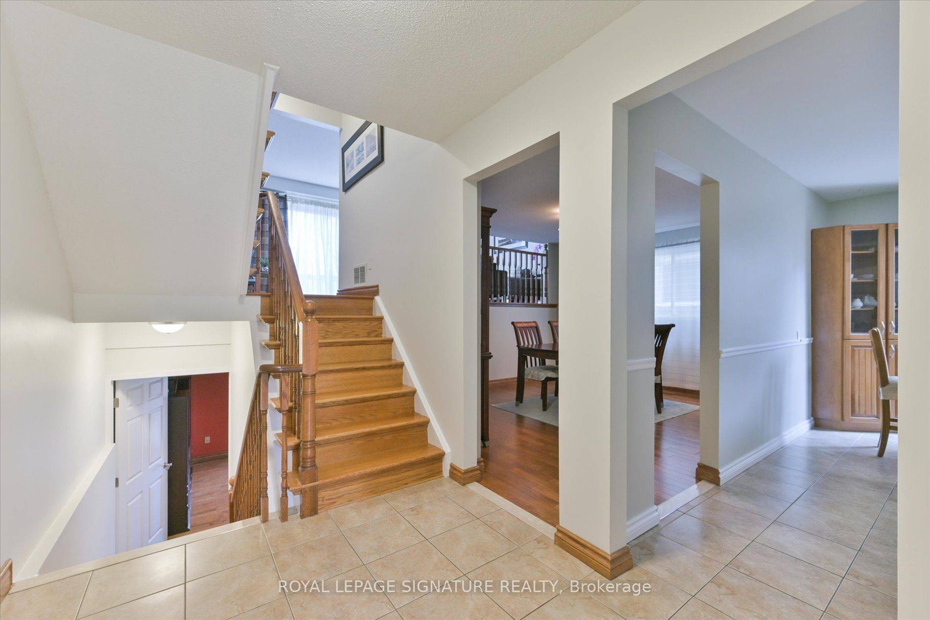 Mississauga, ON L5L 3B8,4199 Powderhorn CRES