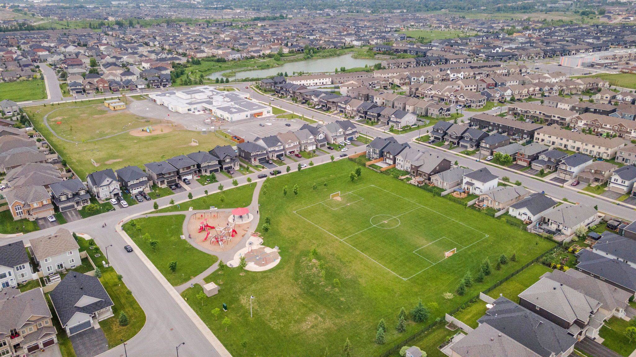 Kanata, ON K2S 1S3,302 Haliburton HTS