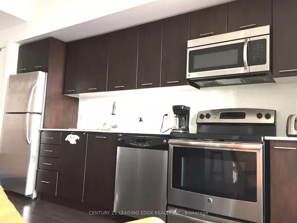 Toronto W06, ON M8V 0C1,2220 Lake Shore BLVD W #2710