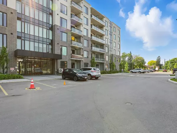 Waterloo, ON N2J 0G2,103 Roger ST #411