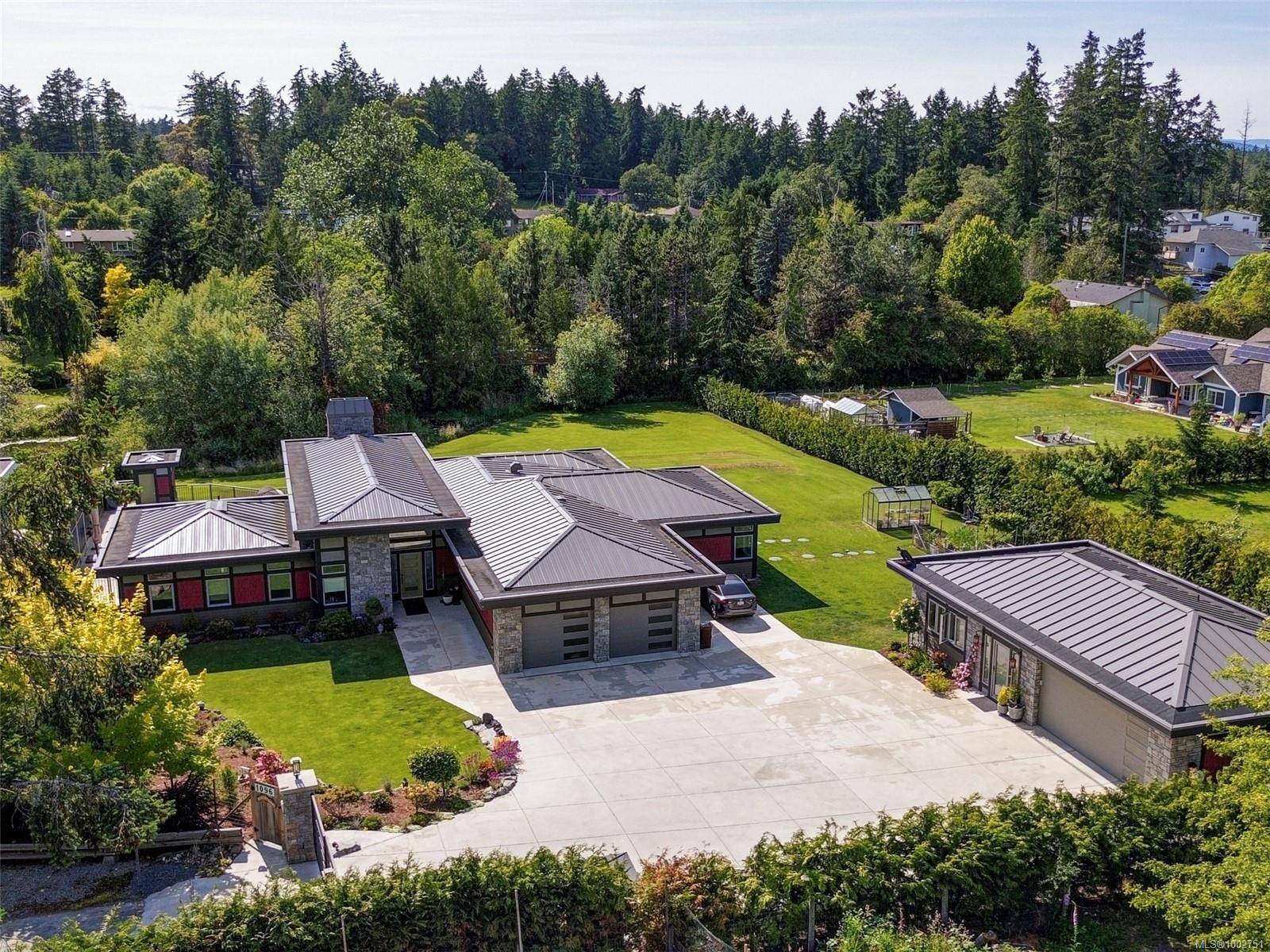 North Saanich, BC V8L 5P5,1096 Maple Rd