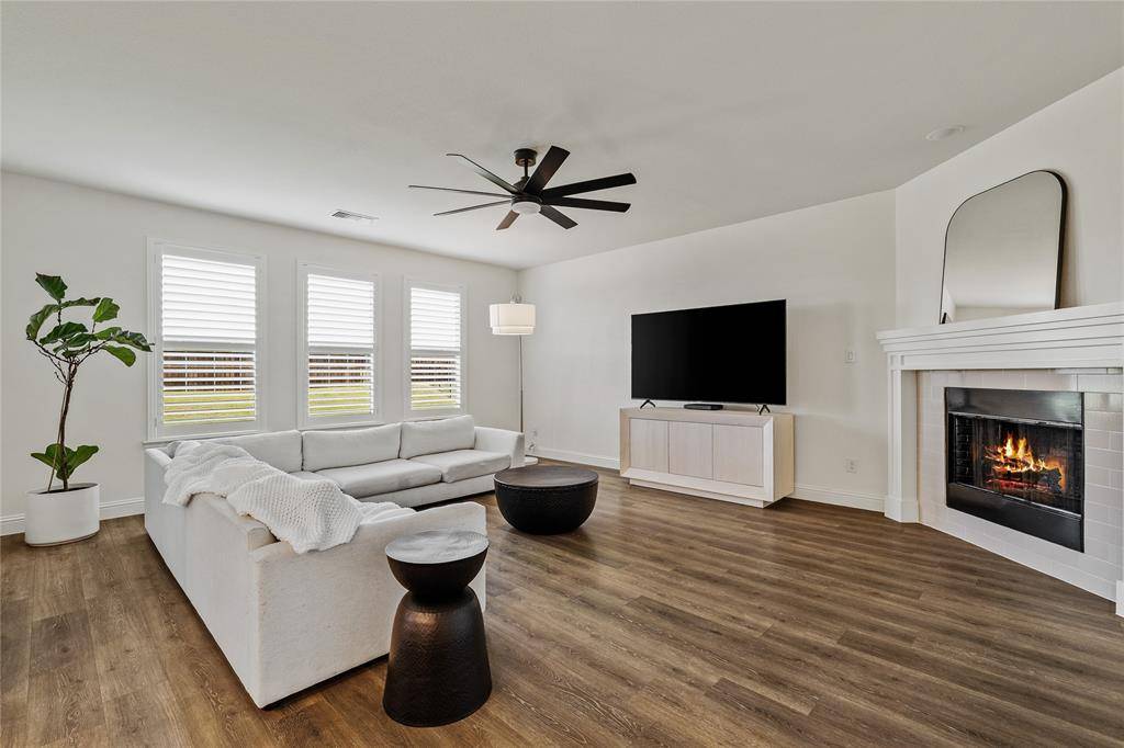 Gunter, TX 75058,1430 Shaker Hills Road