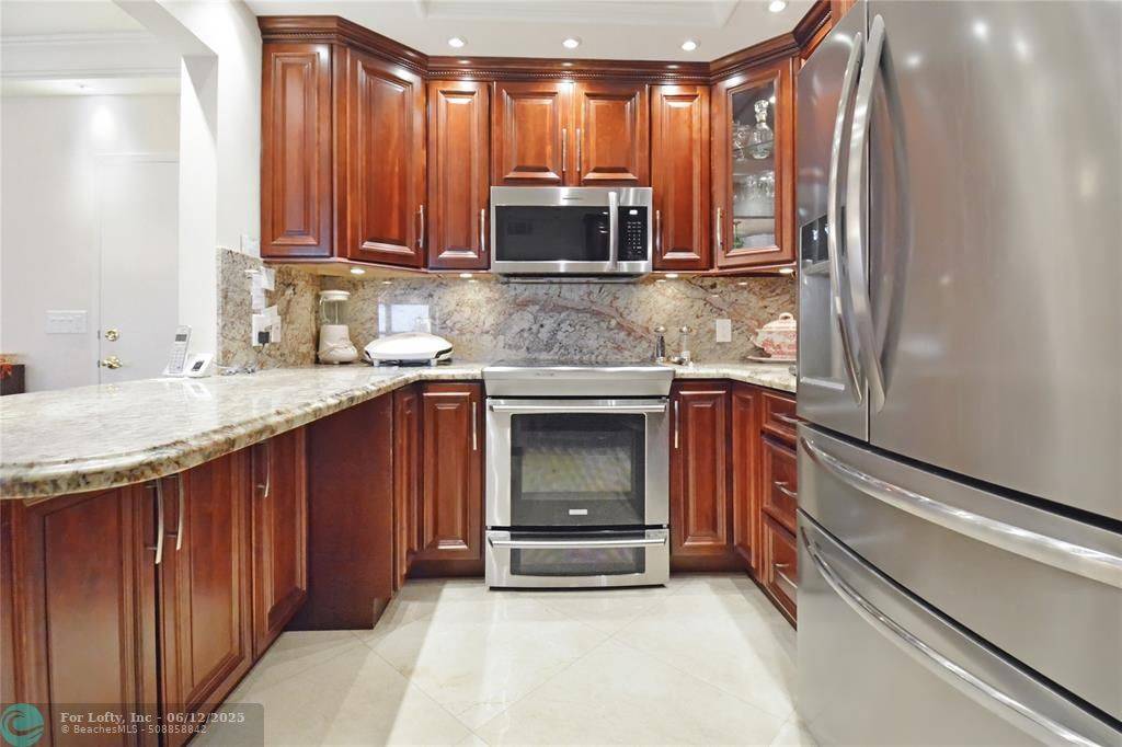 Pompano Beach, FL 33062,405 N Ocean Blvd  #1918