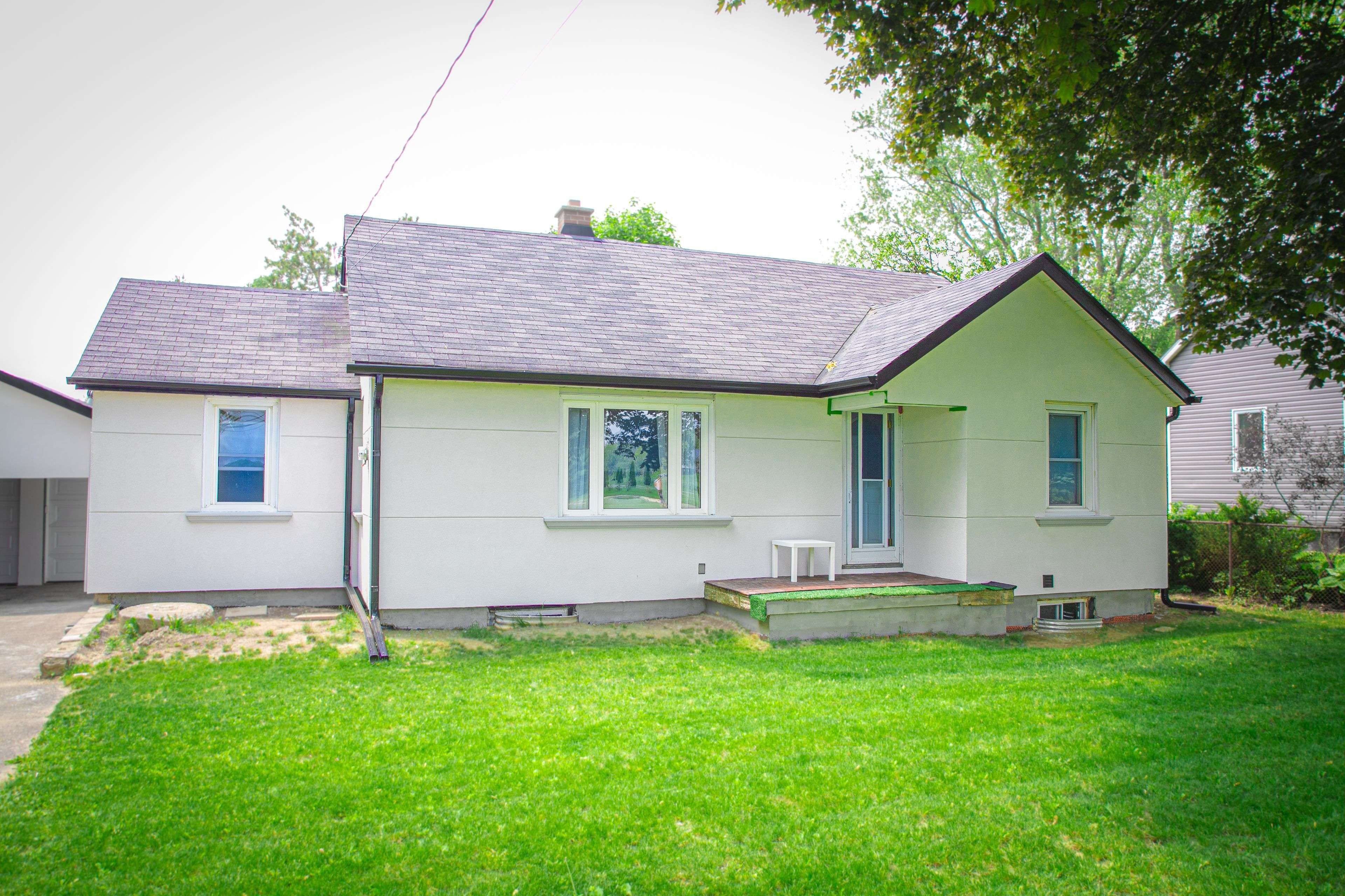 King, ON L7B 1A3,14376 Jane ST