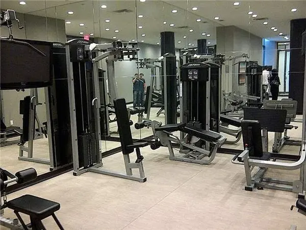 770 Bay ST #1905, Toronto C01, ON M5G 0A6