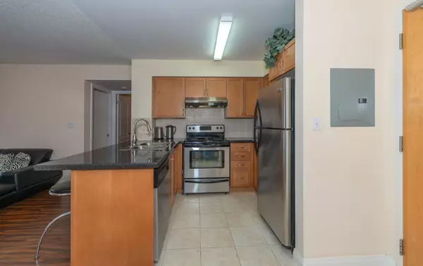 Markham, ON L3R 1H6,7373 Kennedy RD #710