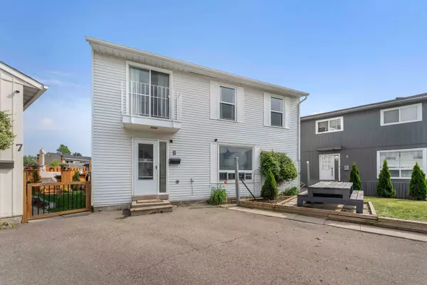 Brampton, ON L6S 1N9,8 Heatherside CT S