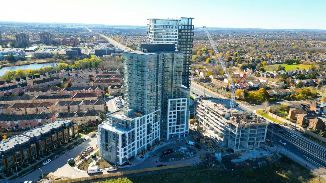 225 Malta AVE #421, Brampton, ON L6Y 6L6
