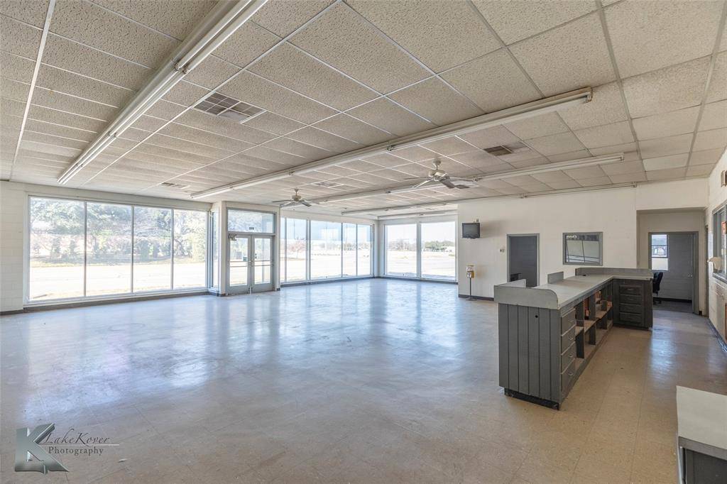 Abilene, TX 79601,633 Pine Street