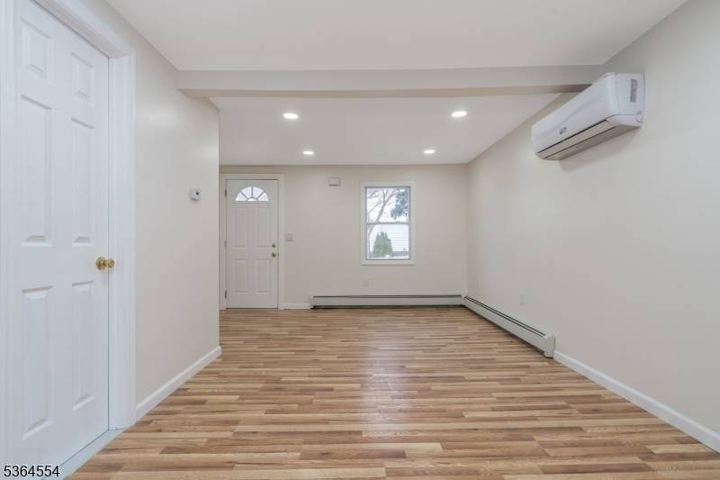 Phillipsburg Town, NJ 08865,288 Marshall St