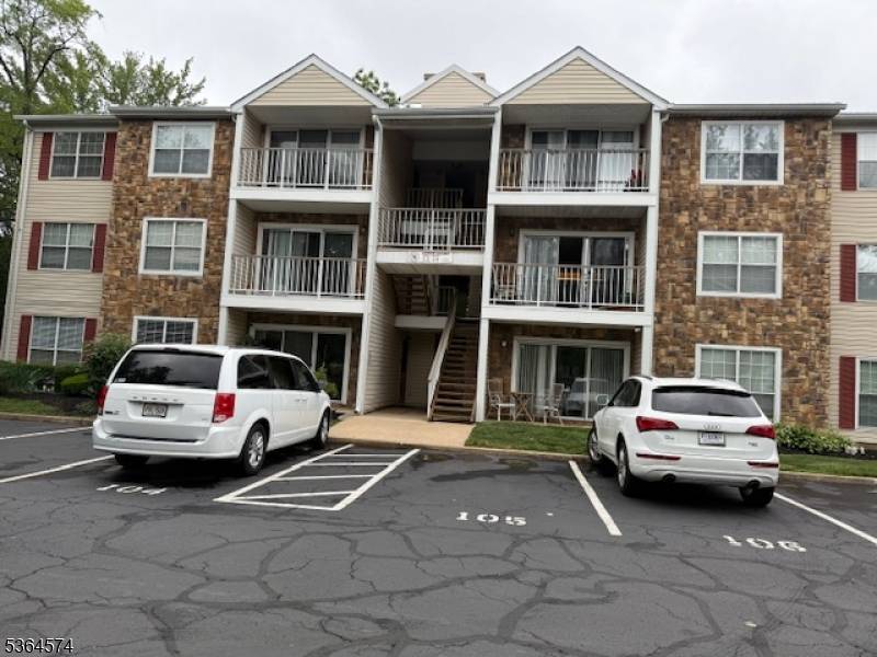 74 Aspen Ct, Hamilton Twp., NJ 08619