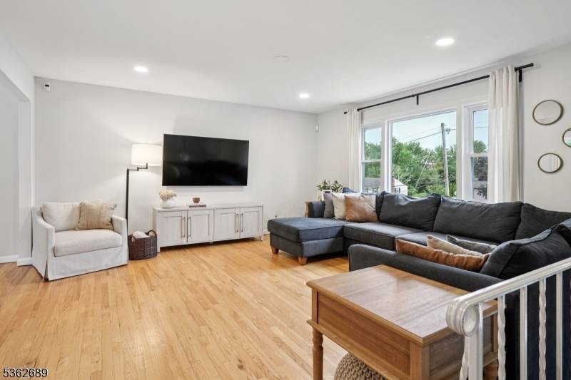 Mansfield Twp., NJ 07840,8 Parkview Dr