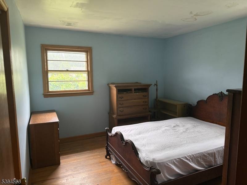Woodbridge Twp., NJ 07067,397 Lake Ave