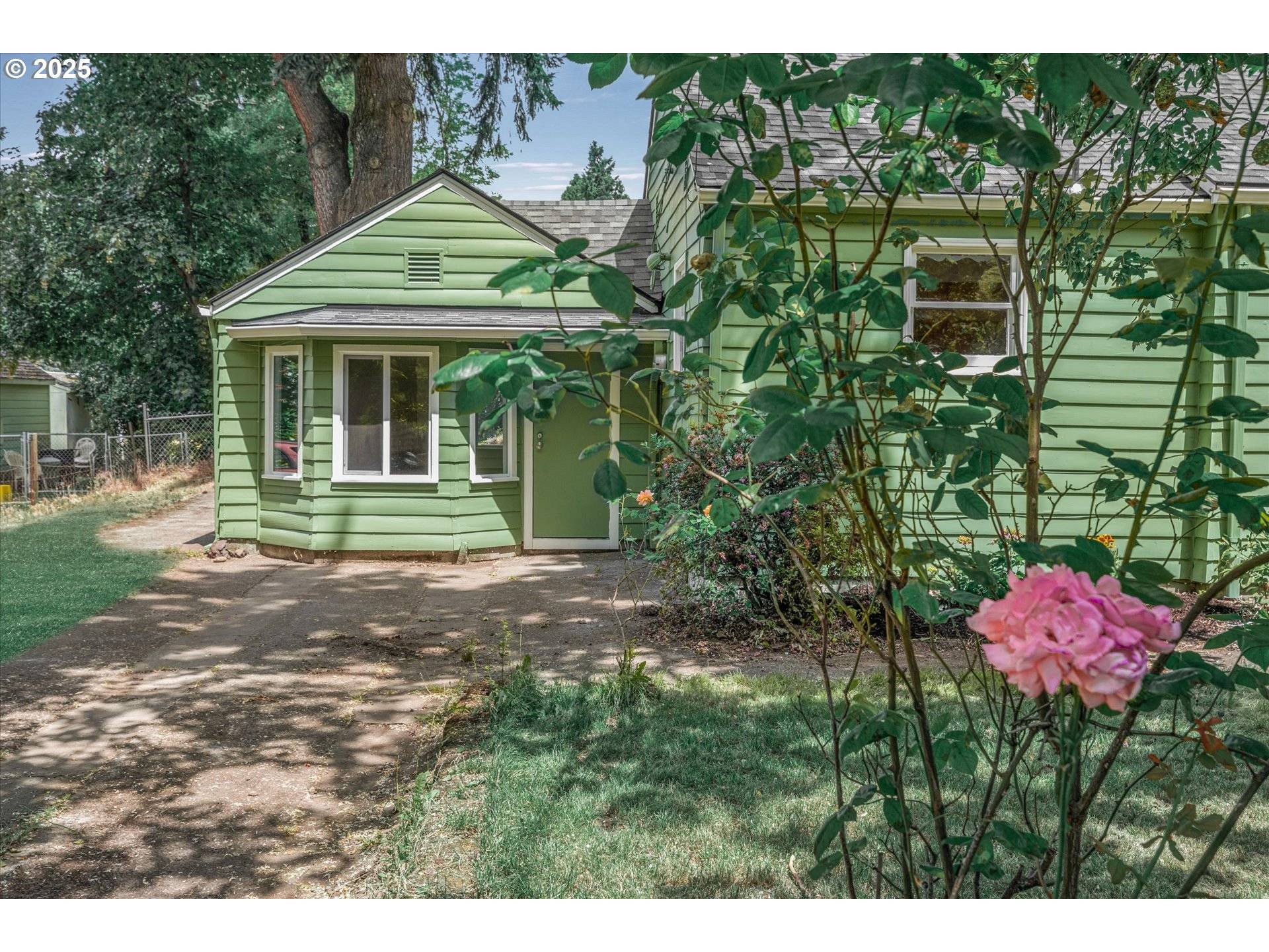 Portland, OR 97216,8429 SE MILL ST