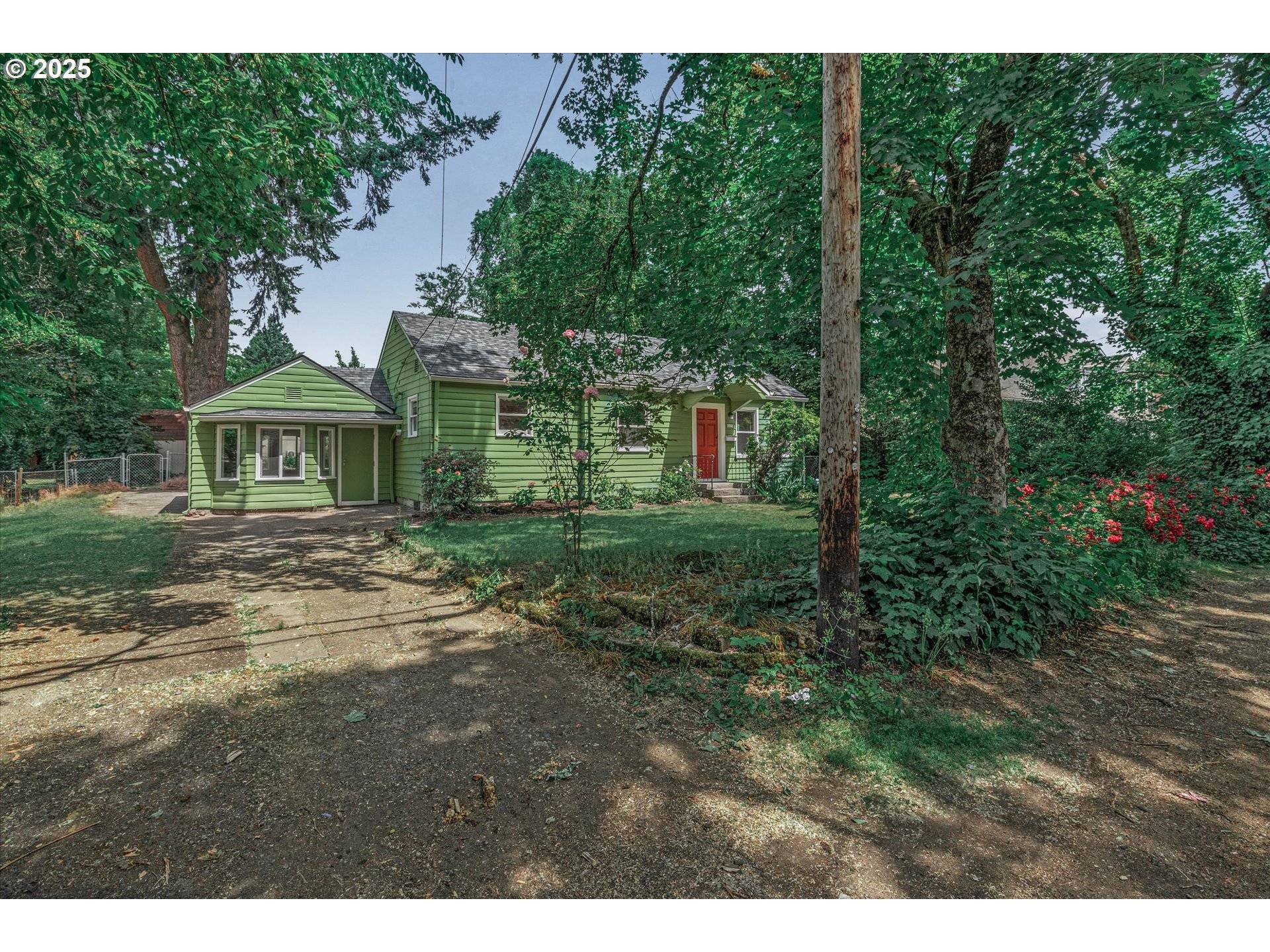Portland, OR 97216,8429 SE MILL ST
