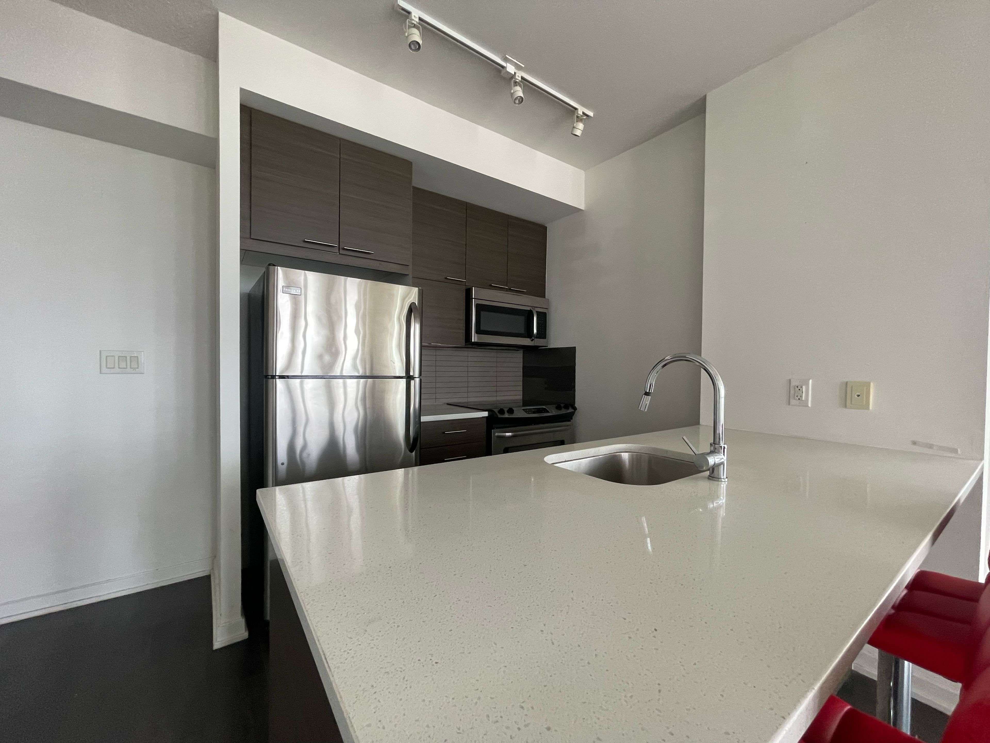 Toronto C15, ON M2J 0B7,66 Forest Manor RD #1902