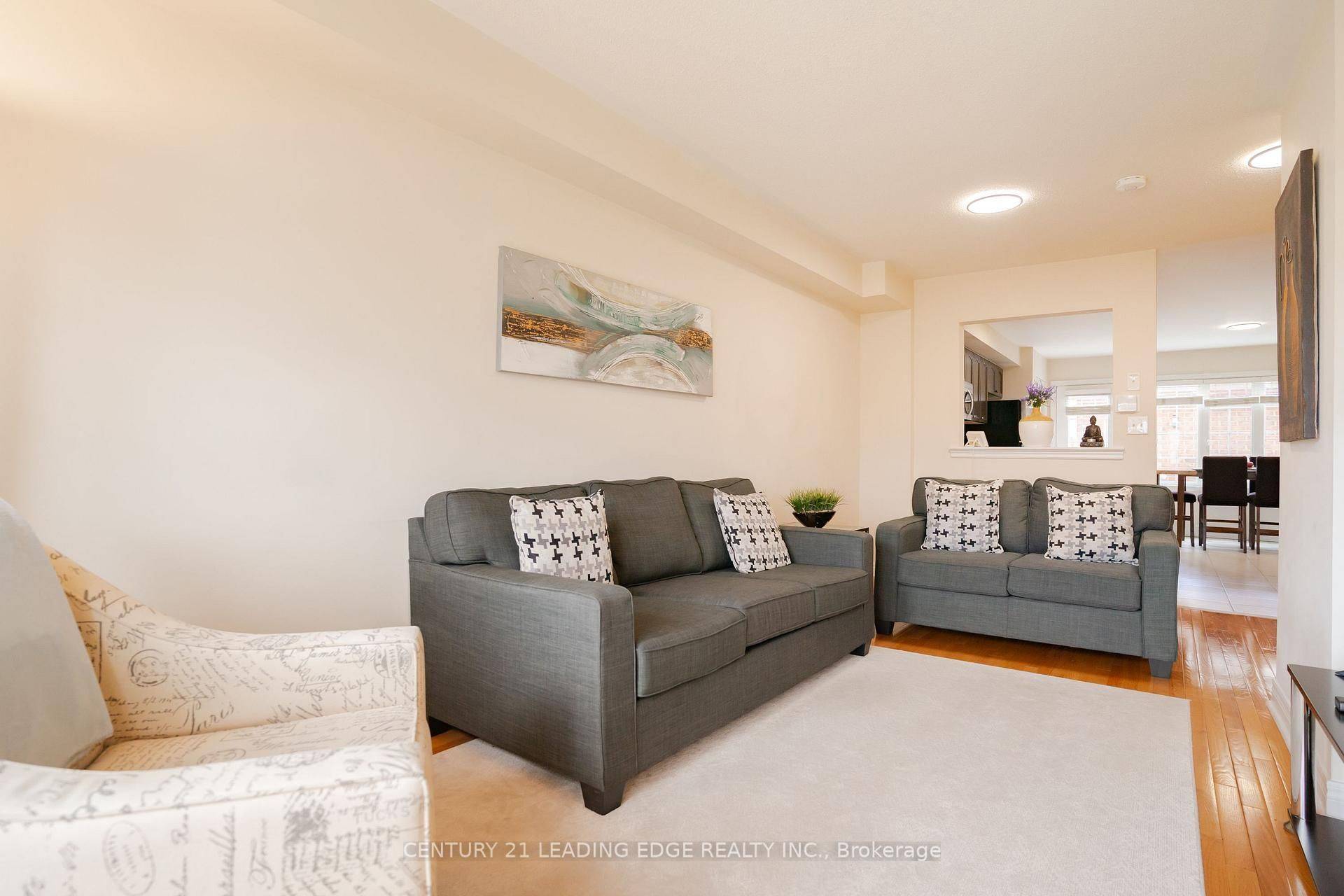 Markham, ON L6B 0R9,488 Riverlands AVE
