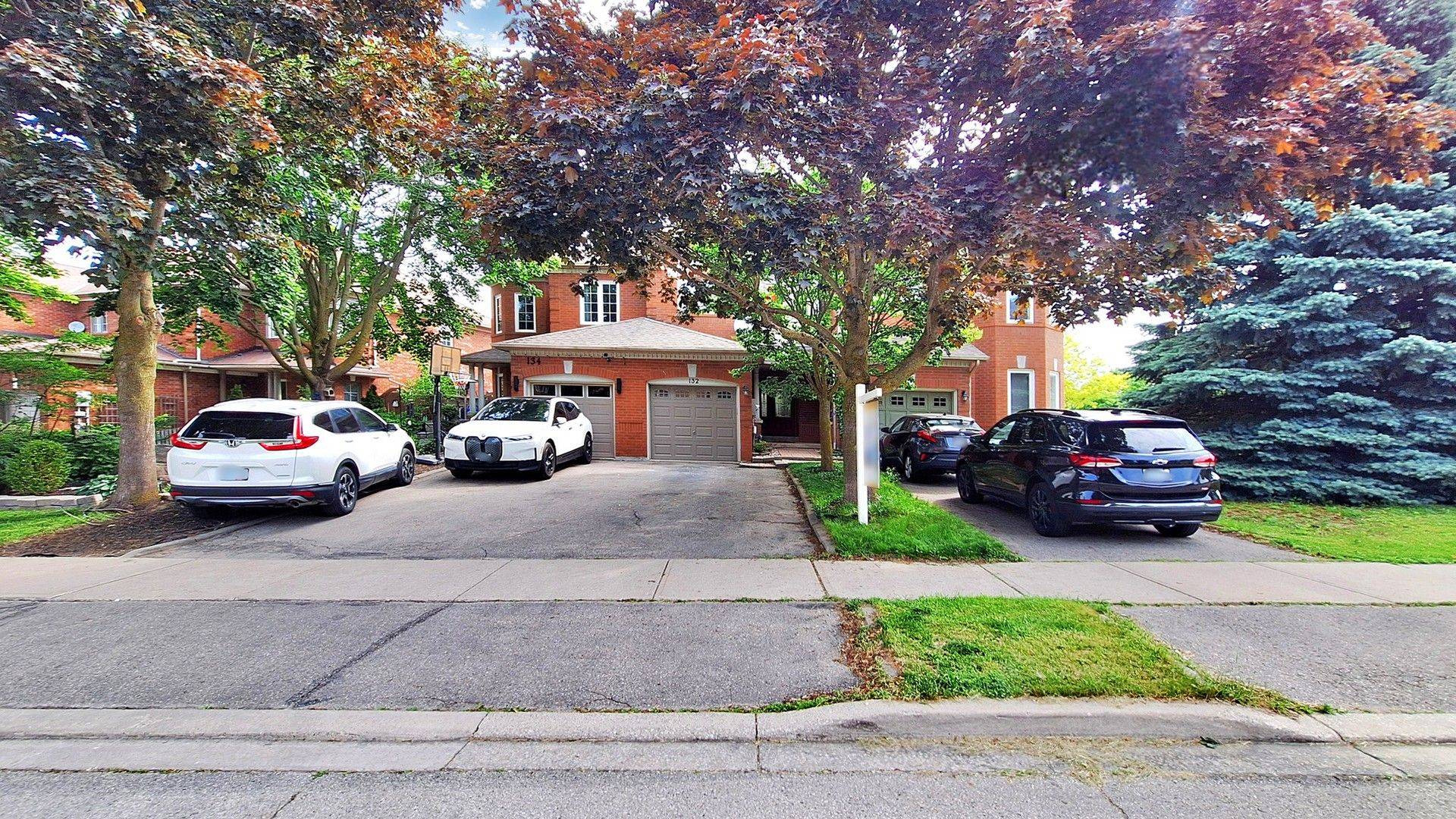 Newmarket, ON L3X 2E4,Address not disclosed