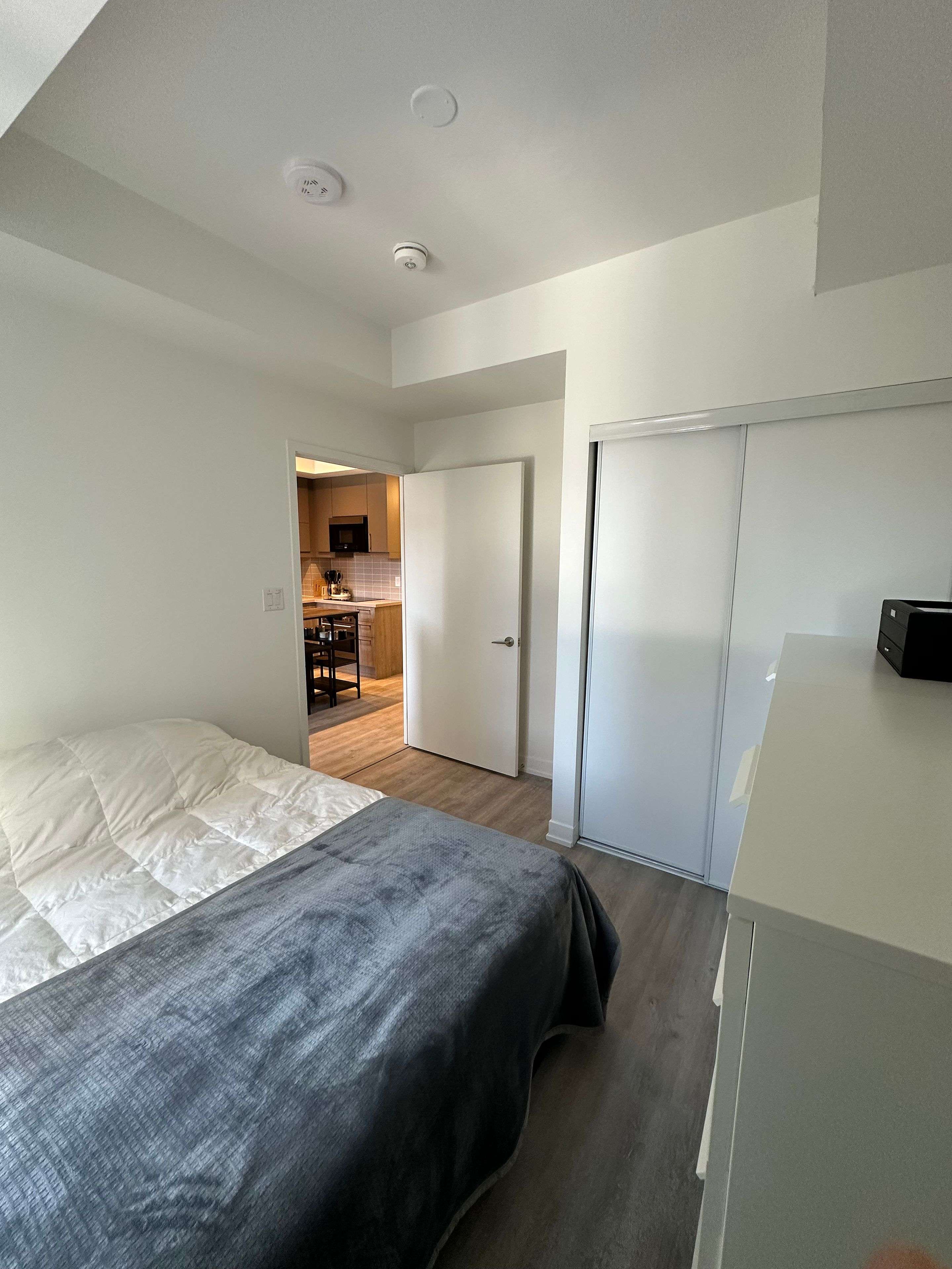 Markham, ON L6C 0H3,8119 Birchmount RD #801