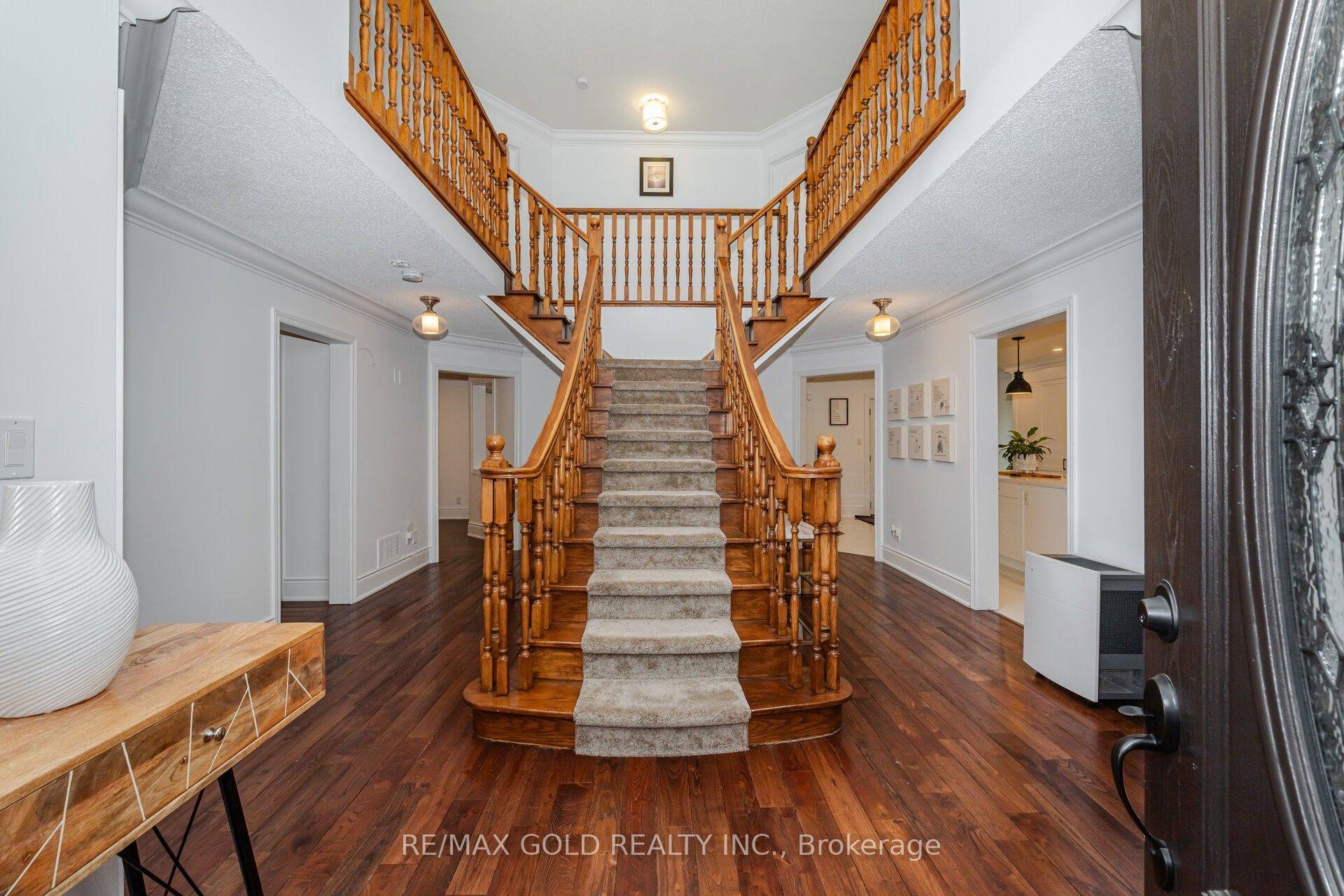 Springwater, ON L9X 0S2,6 Alana DR