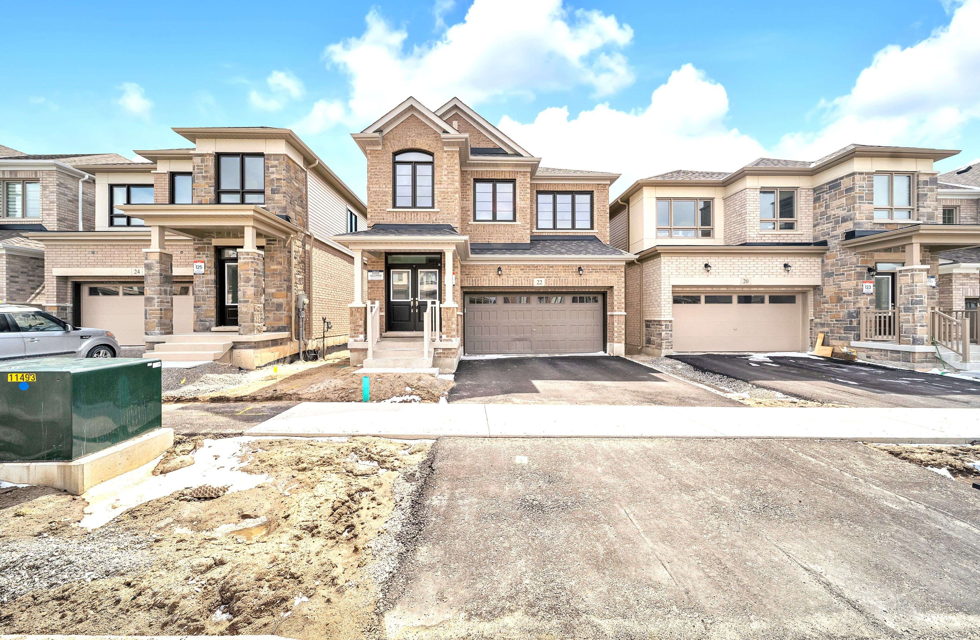 Barrie, ON L9J 0P7,22 Phoenix BLVD