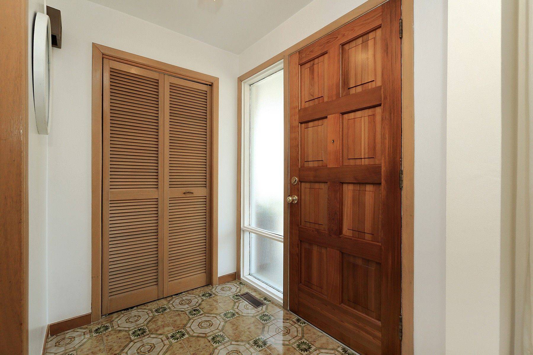 Mississauga, ON L4T 2P7,7264 Shallford RD