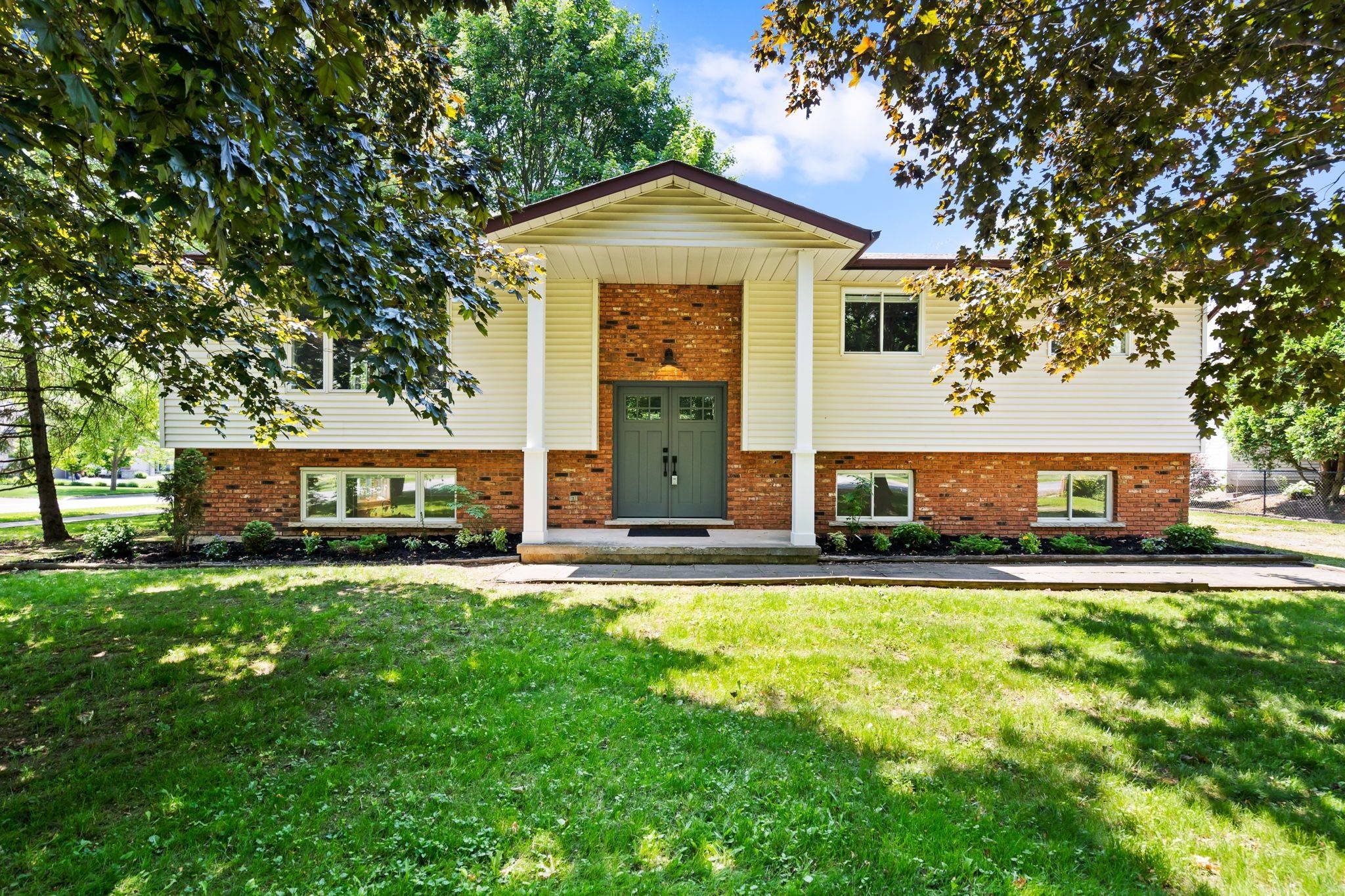 912 Church ST, Pelham, ON L0S 1C0