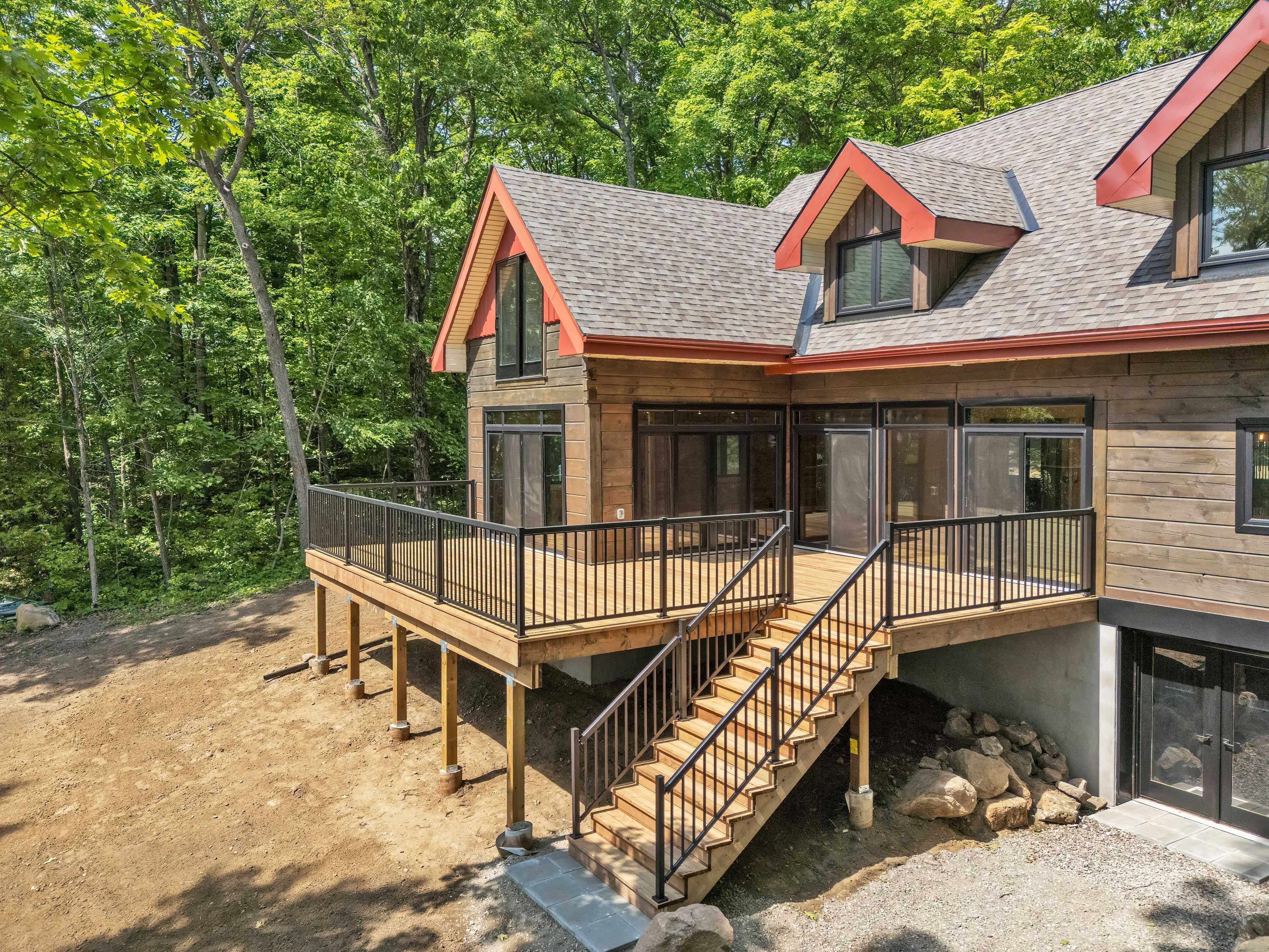 Frontenac, ON K0H 2P0,1120B Warrington RD