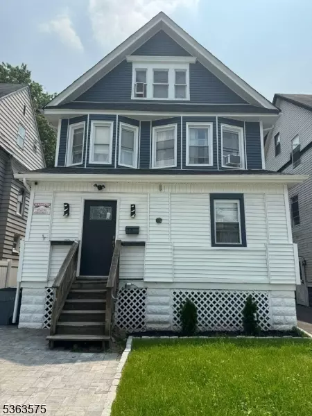 116 Sanford St, East Orange City, NJ 07018