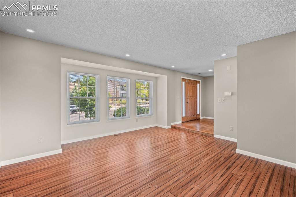 Colorado Springs, CO 80920,7850 Montane DR