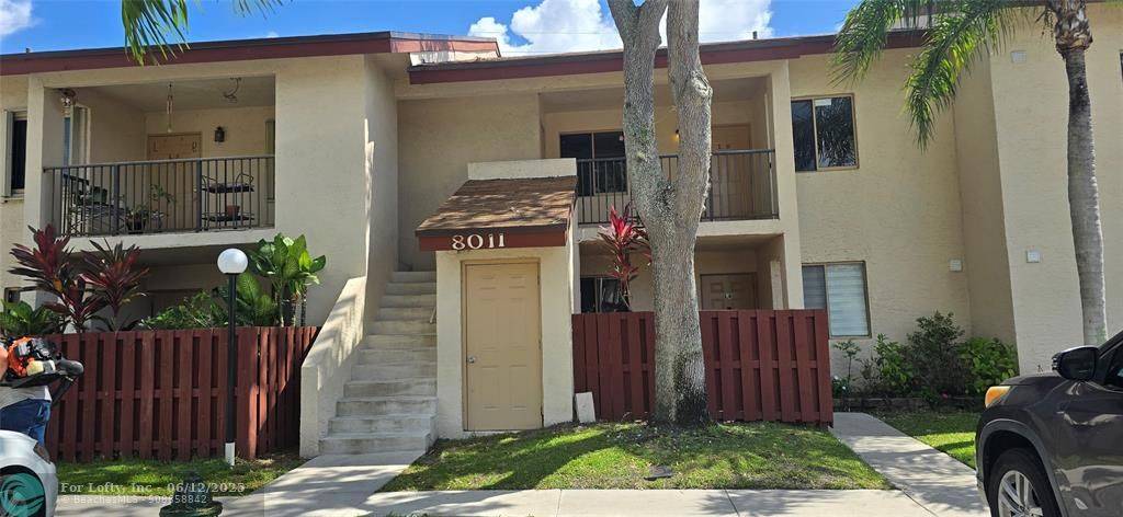 8011 Southgate Blvd  #L10, North Lauderdale, FL 33068