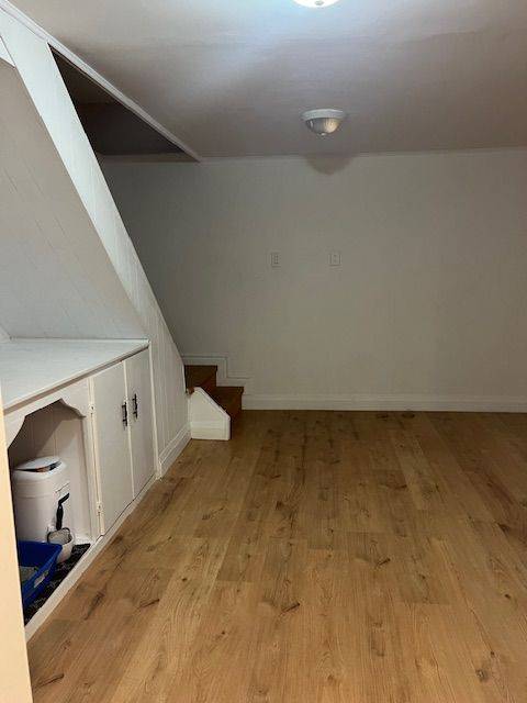 Newmarket, ON L3Y 2L6,837 Grace ST