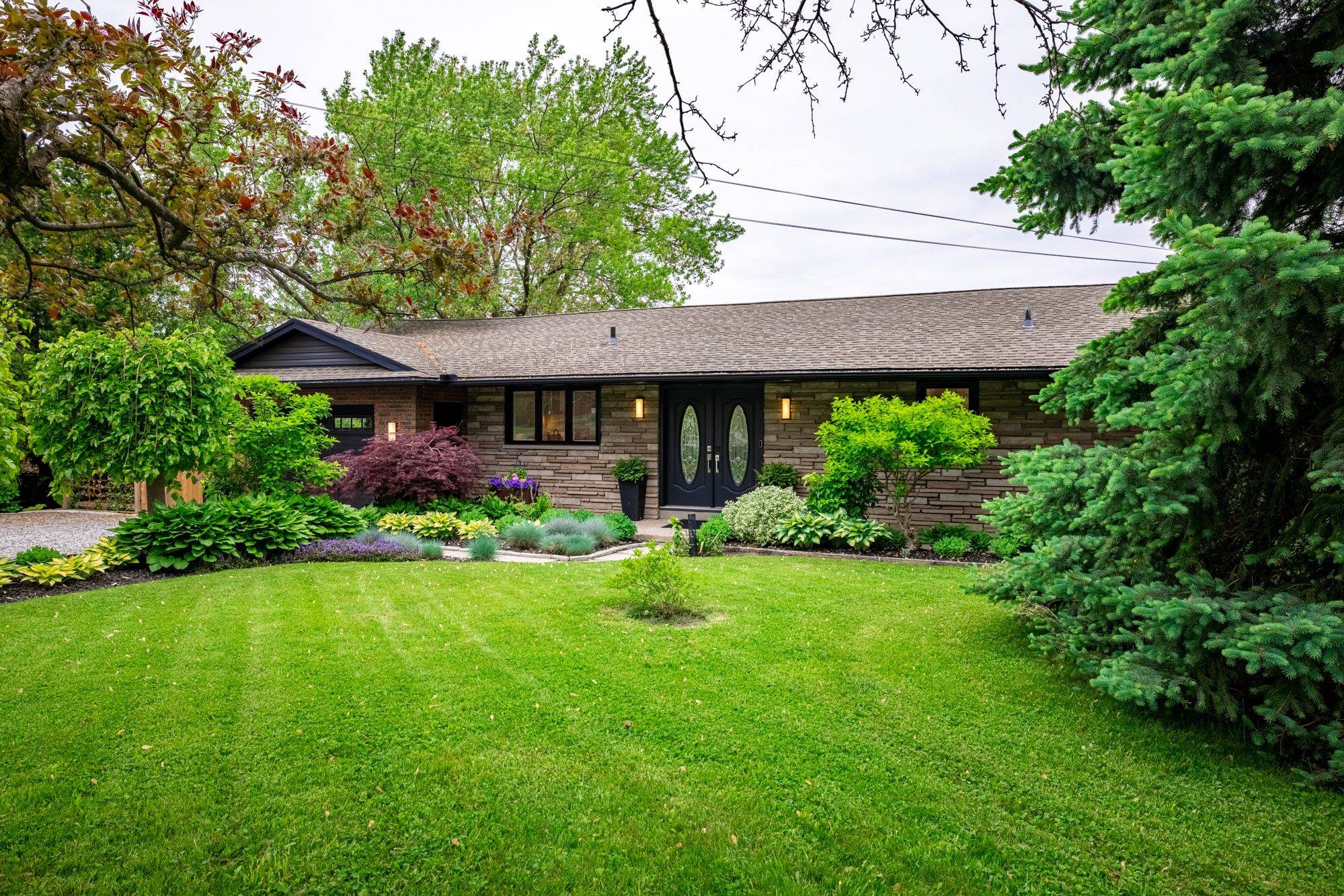 238 Queenston RD, Niagara-on-the-lake, ON L0S 1J0