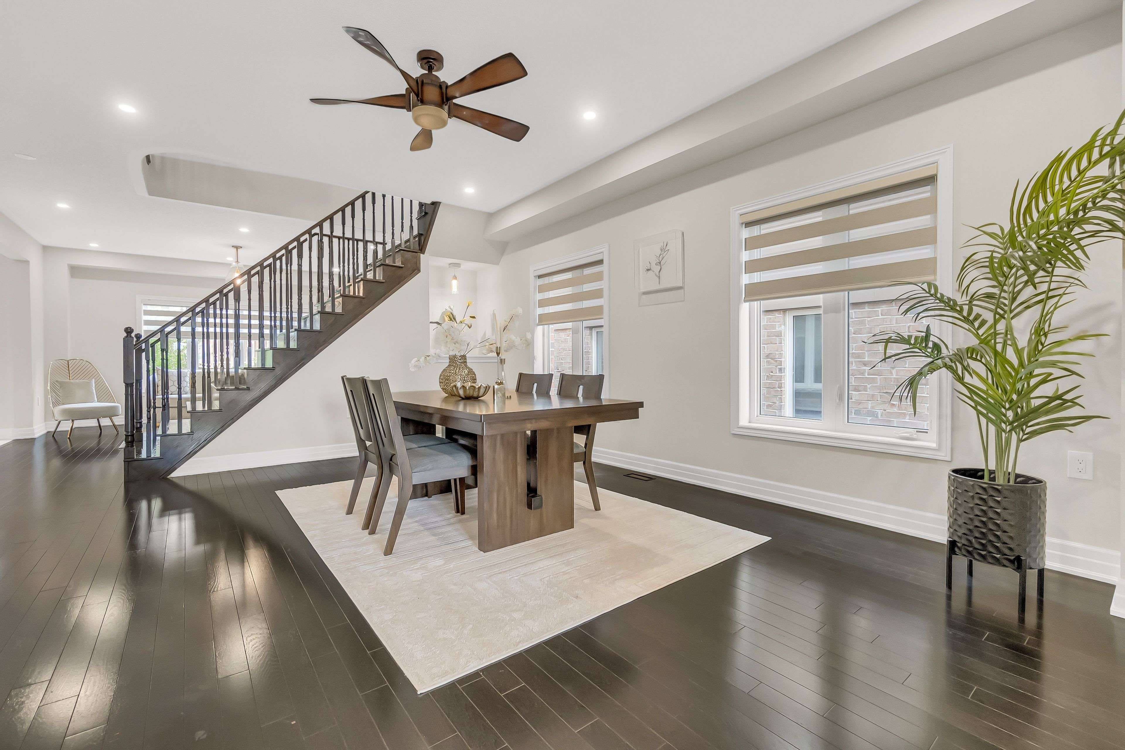 Kitchener, ON N2P 0G2,214 Blair Creek DR