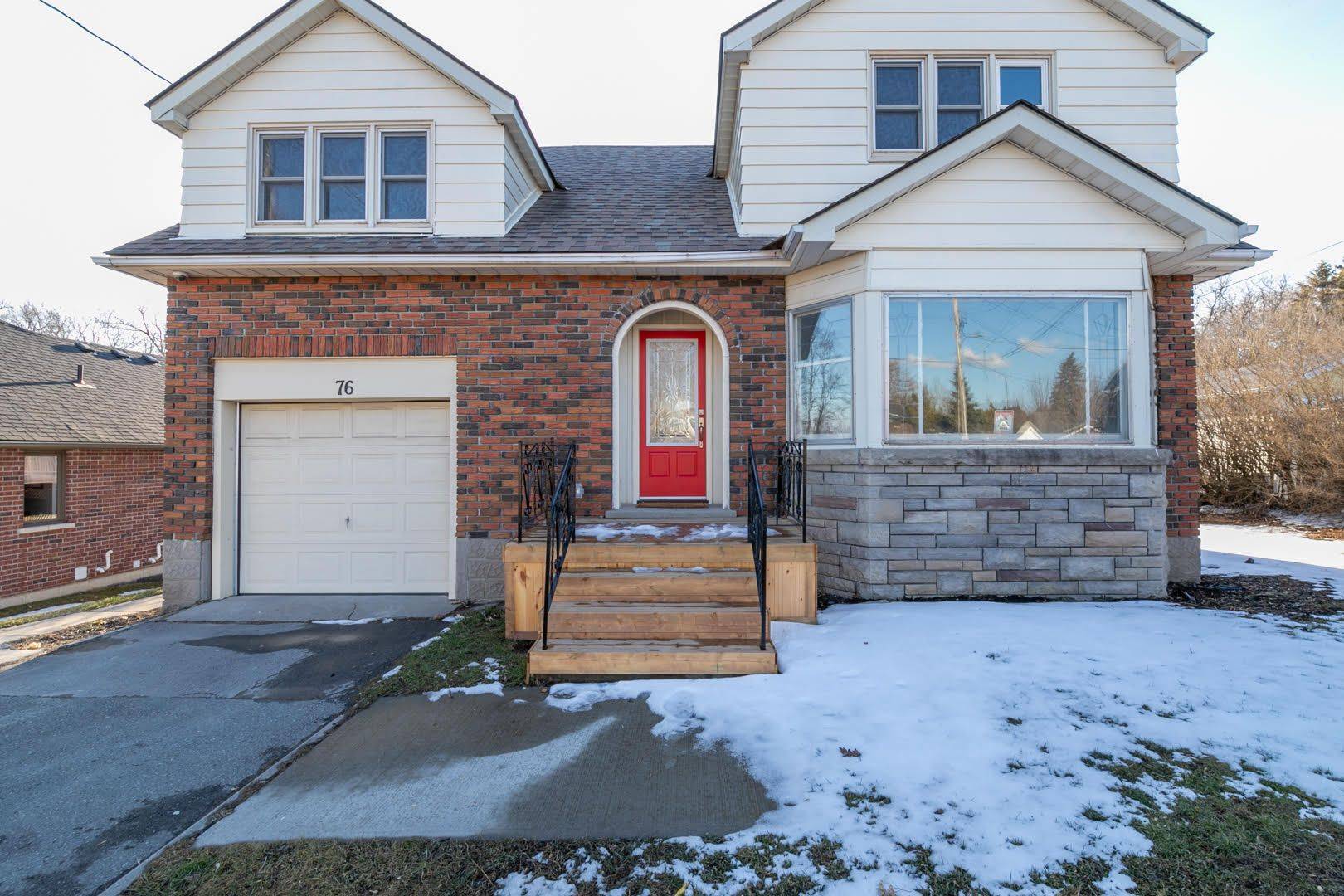Brighton, ON K0K 1H0,76 Young ST #Upper