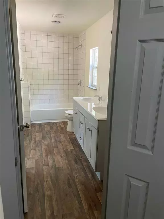 Mount Vernon, TX 75457,929 Holbrook Street