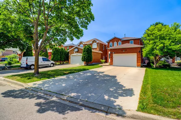 Mississauga, ON L5N 5X1,3310 Greenbelt CRES
