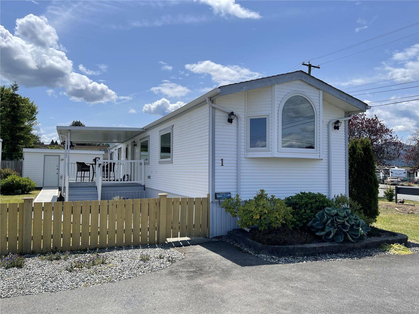 3859 Wood Ave #1, Port Alberni, BC V9Y 7P9
