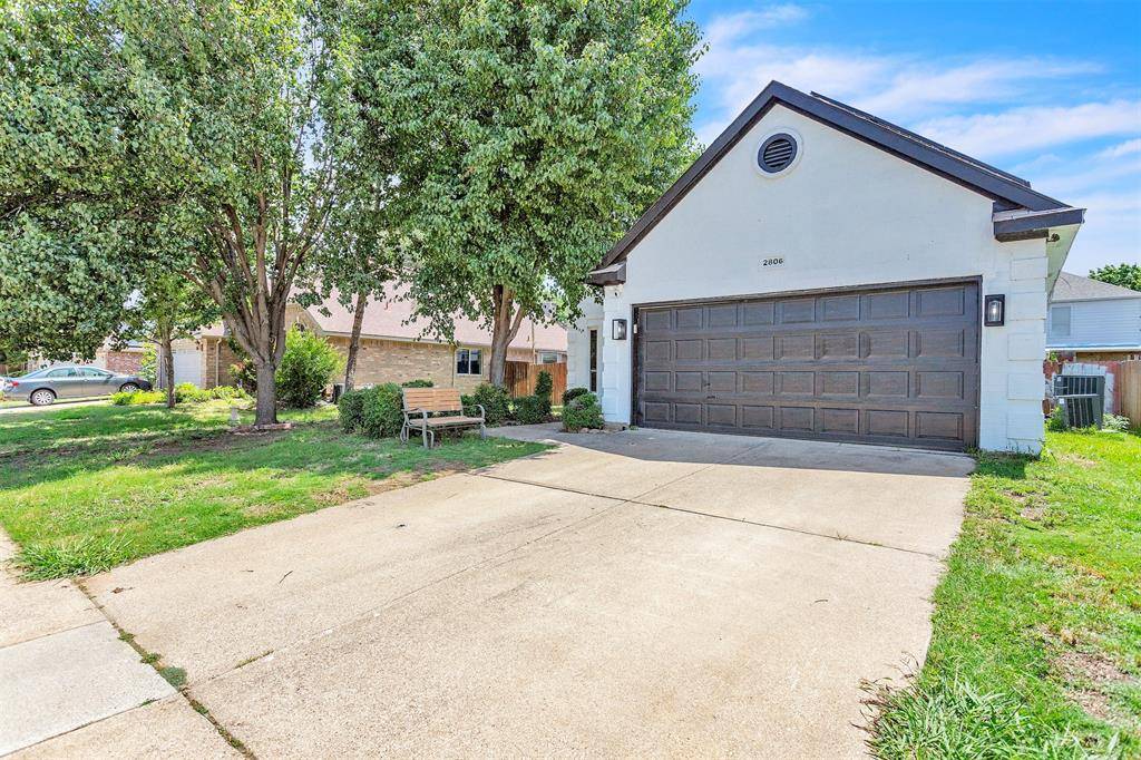 Corinth, TX 76208,2806 Wandering Oak Drive