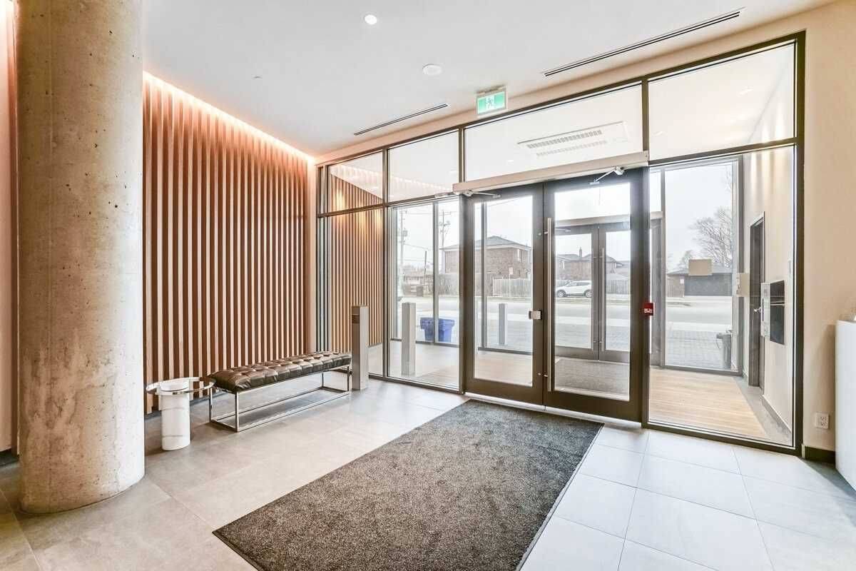 Toronto C04, ON M6A 0B3,120 Varna DR #508