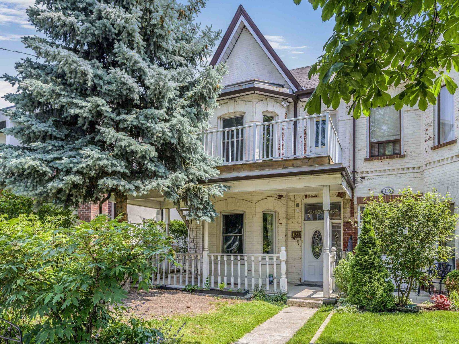 141 Dovercourt RD #Upper, Toronto C01, ON M6J 3C5