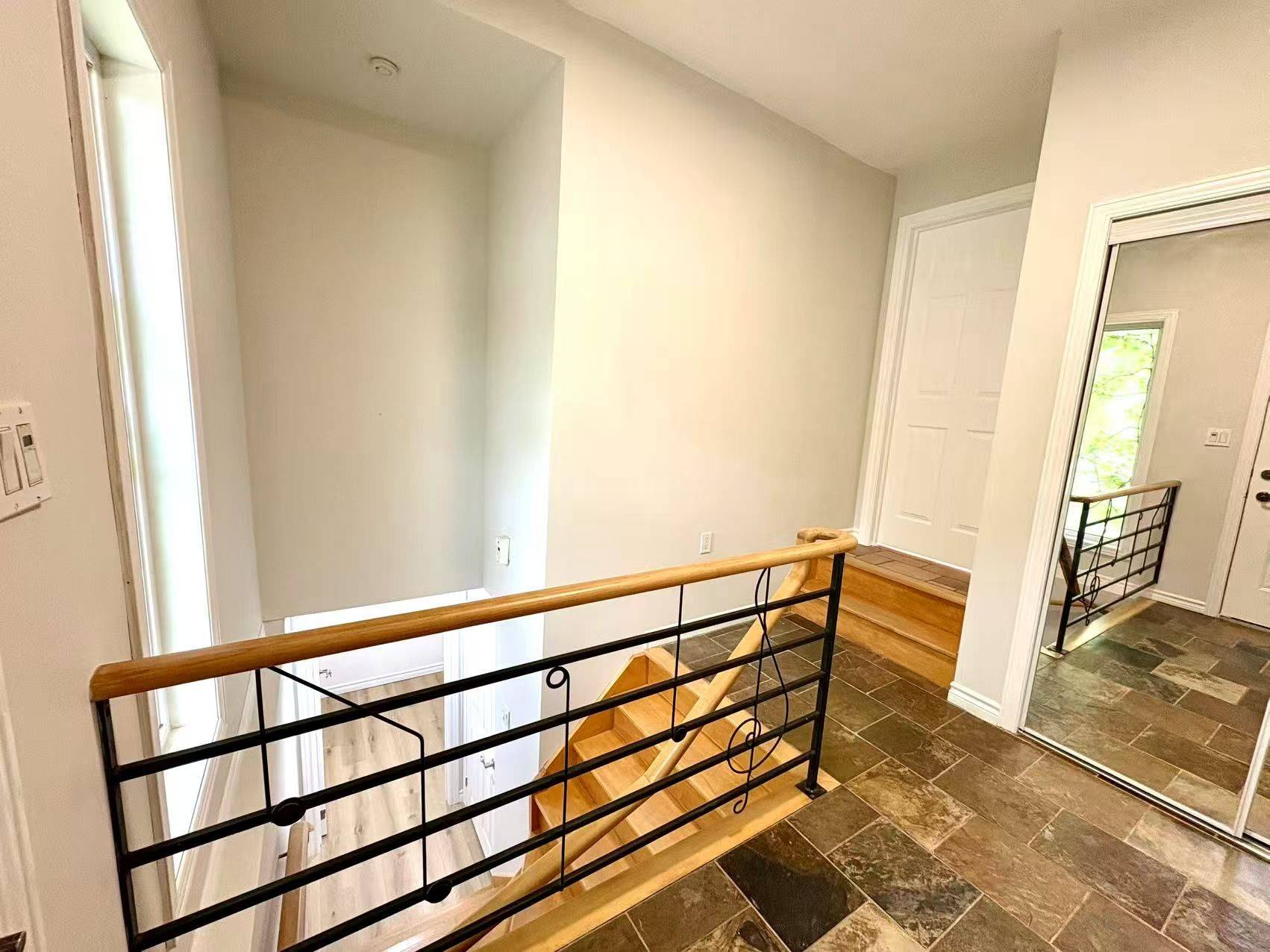 Richmond Hill, ON L4C 4W8,Basement 18 Leisure LN #Basement