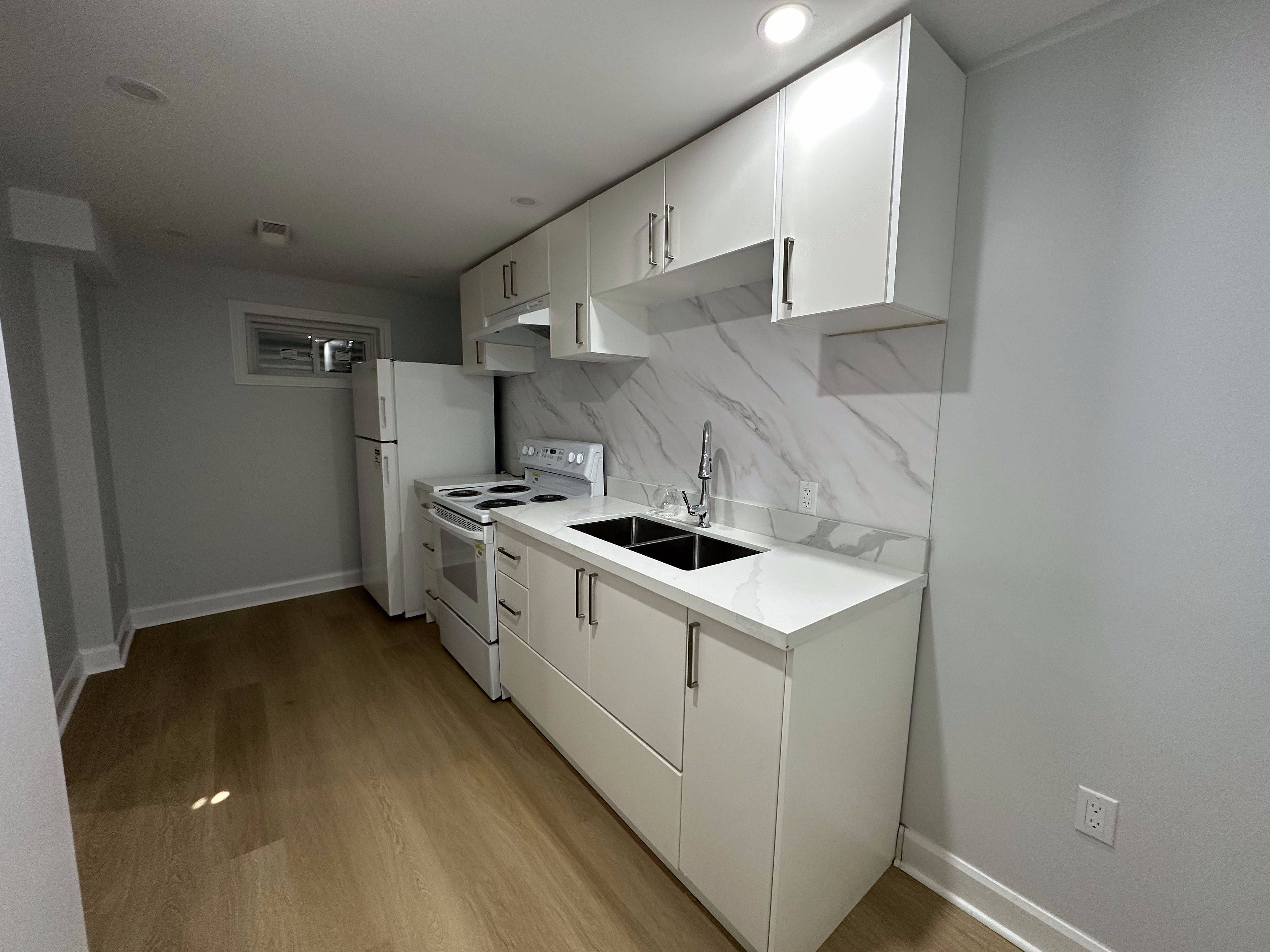 35 Shalom CRES #BSMT, Toronto W10, ON M9V 4J3