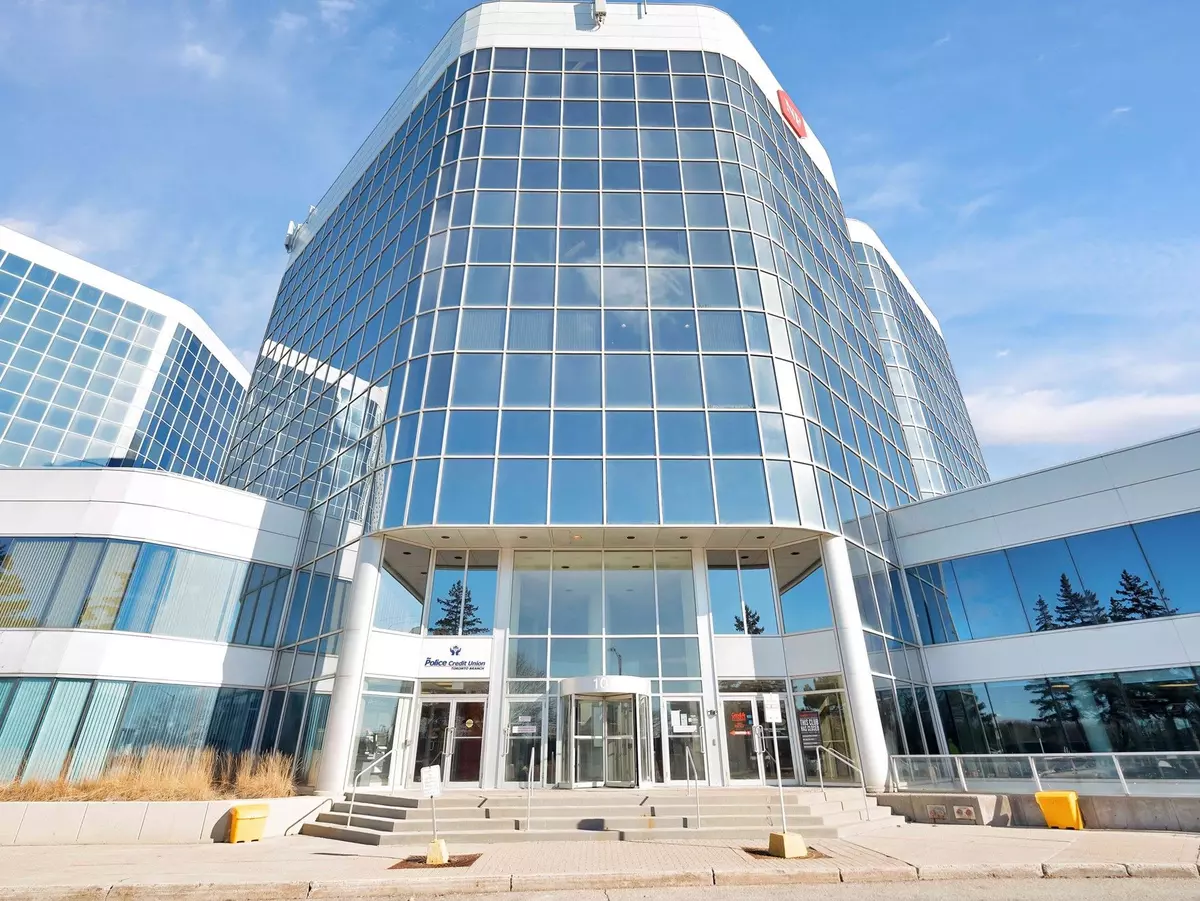 Toronto C15, ON M2H 3P8,105 Gordon Baker RD #501