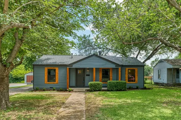 7333 Pensacola Avenue, Fort Worth, TX 76116