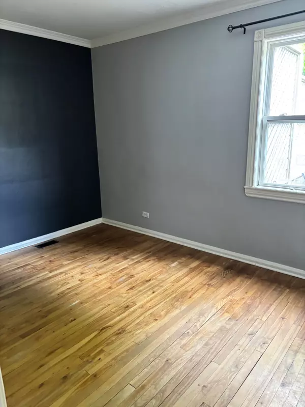 Kitchener, ON N2M 3Z4,38 St Clair AVE