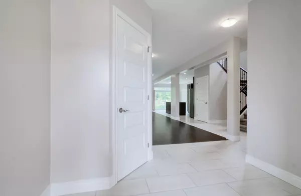 London North, ON N6G 0T1,1606 FINLEY CRES
